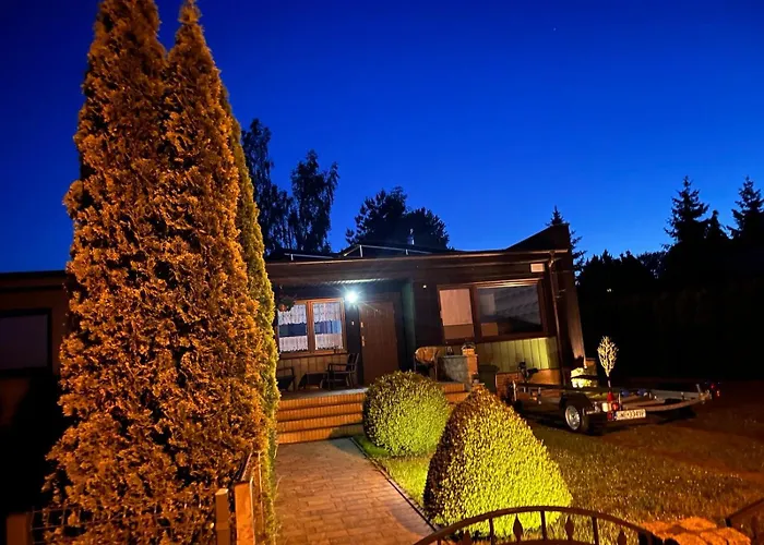 Domek letniskowy nad jeziorem Żarnowieckim - Domek Na Kaszubach - NADOLE