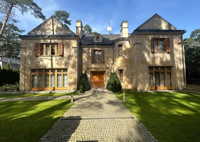 Stately Home In Magdalenka Warsaw