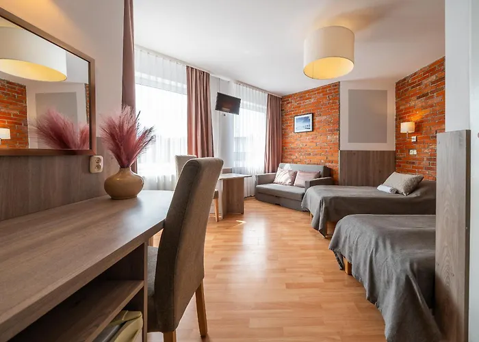 MAX Apartamenty - Pokoje - Domki - Restauracja - Basen Mielno , Polska