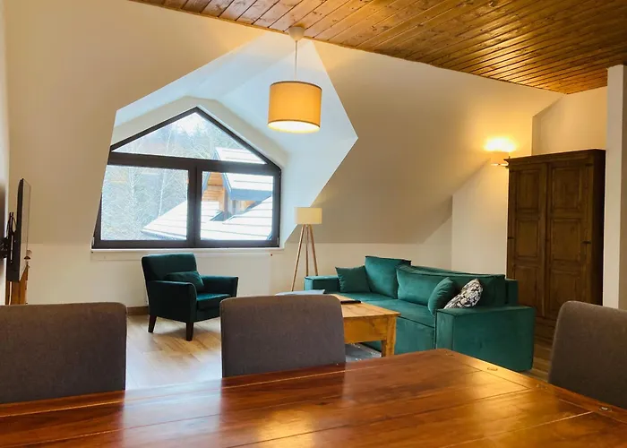 Bed and Breakfast Modryna - Modrzewiowy Dom Cisna, Polska