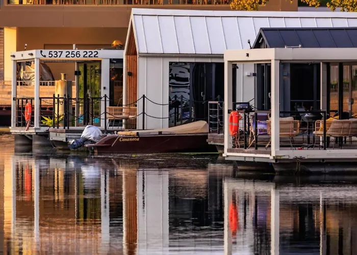 Na Wodzie La Mare Houseboats