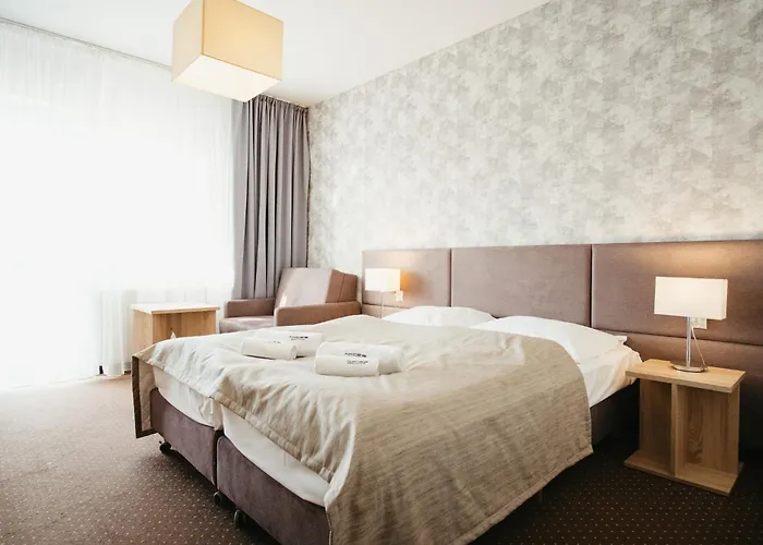 Akces Medical Fit&Spa Basen, Sauna, Jacuzzi i Siłownia w Cenie Dźwirzyno, Polska