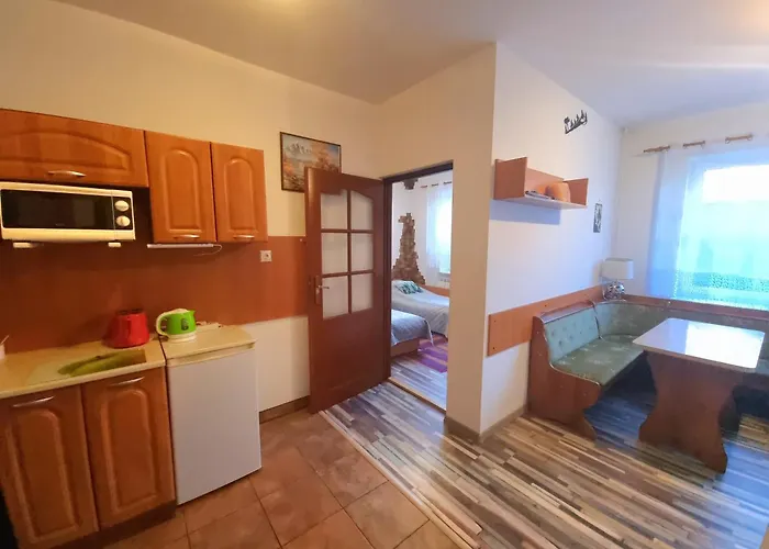 Kacperek W Centrum Willowa 4A