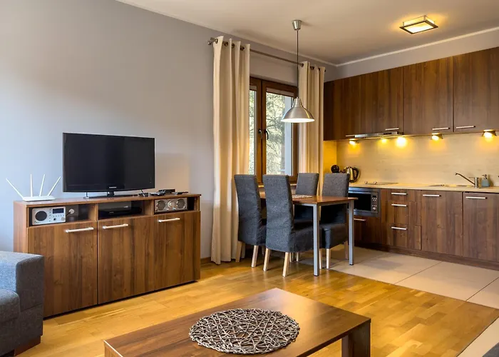 Villa 4 Pory Roku Jastrzębia Góra, Polska