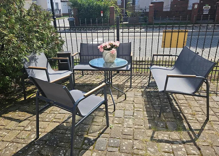 Villa Farage
