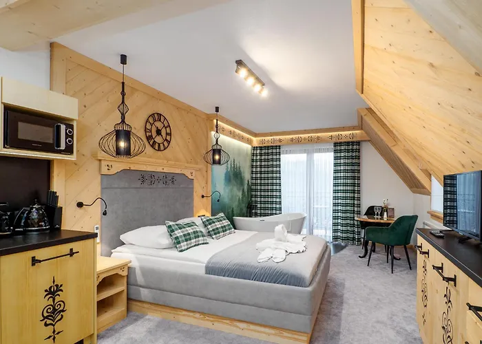 Apartamenty Małe Ciche z jacuzzi ogrodowym, widokiem na TATRY i SKY WALK