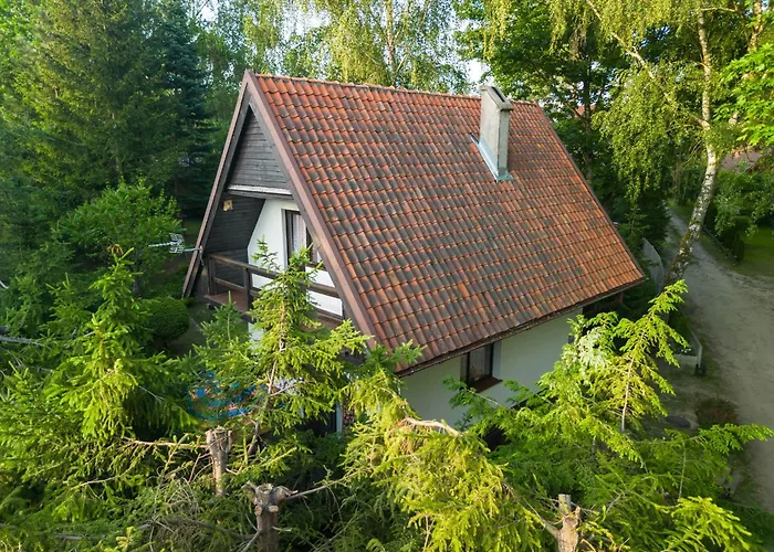 Domek nad jeziorem