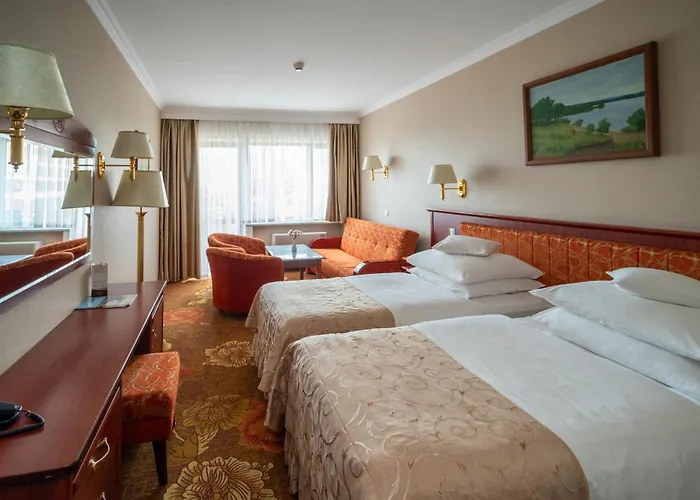 Hotel Gołębiewski Mikołajki