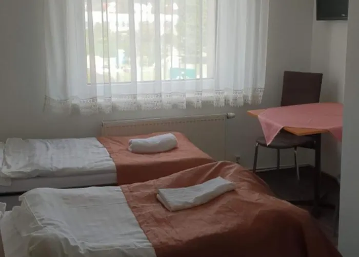 Restauracja i Noclegi Pod Sikorką
