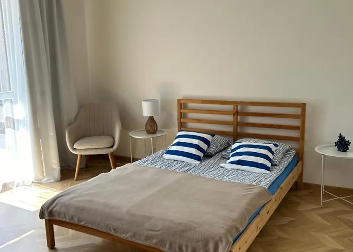 Apartamenty i pokoje na Złotej