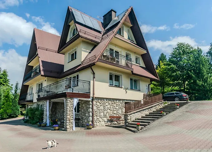 9 Sił Murowany Dom