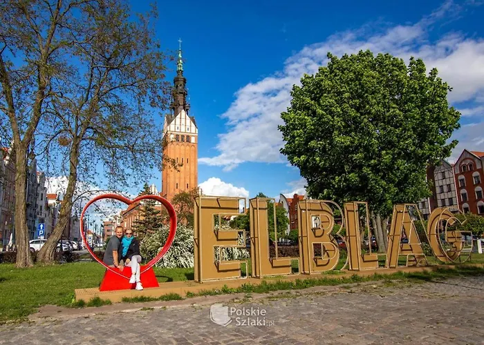Komfortowy Apartament Przy Bramie Targowej z tarasem- Old Town