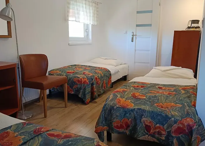 Apartament Bursztyn Rewal, Polska