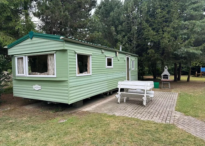 Holiday Lodge