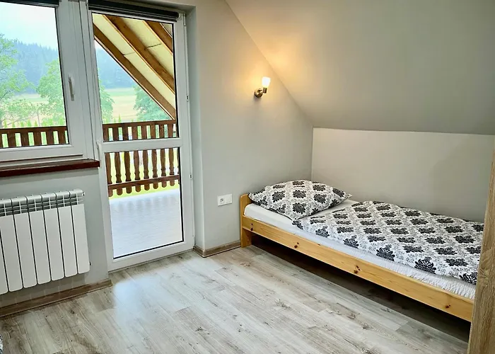 Całoroczne,, DOLINA BIESZCZAD