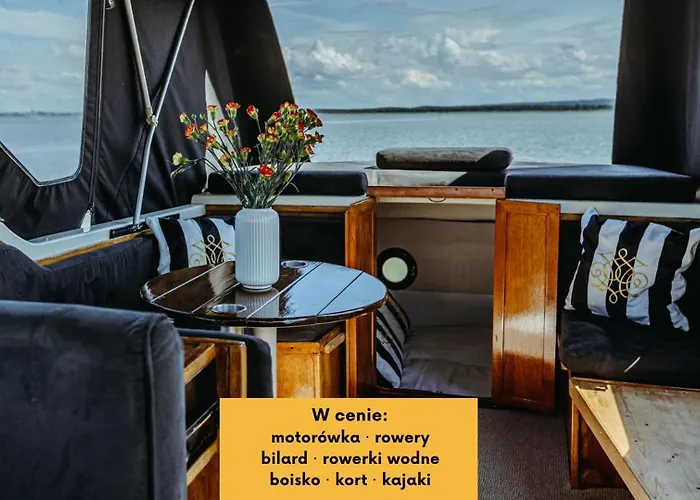 Yacht Hotel - Boat - Pedal Boat, Motorboat Free