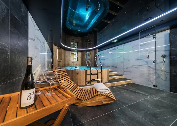 H Aparthotel