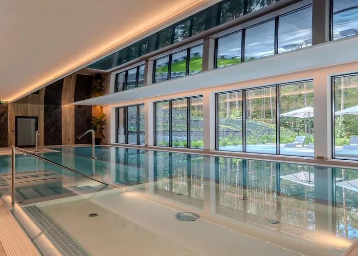 Szumy Park Hotel & Restaurant Susiec, Polska