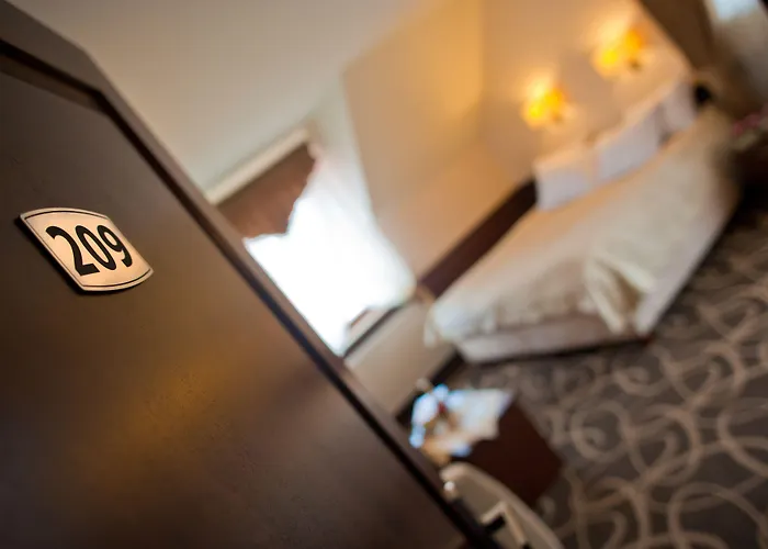 Hotel Dwór Choiny Kazimierówka, Polska
