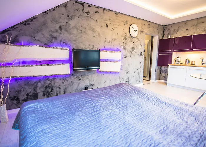 Apartamenty hoteLOVE z biokominkiem na Skale