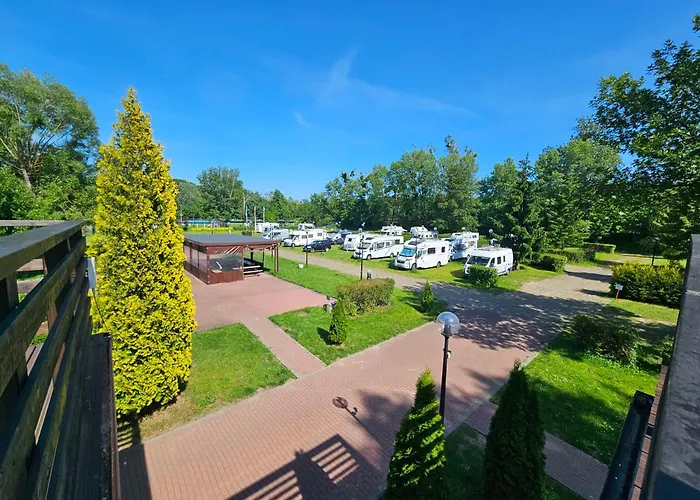 Hotel I Camping Tramp