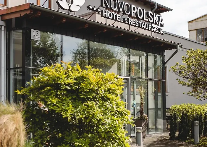 Novopolska - Hotel I Restauracja