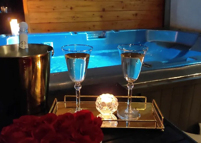 Apartament Heaven SPA z prywatnym jacuzzi i sauną
