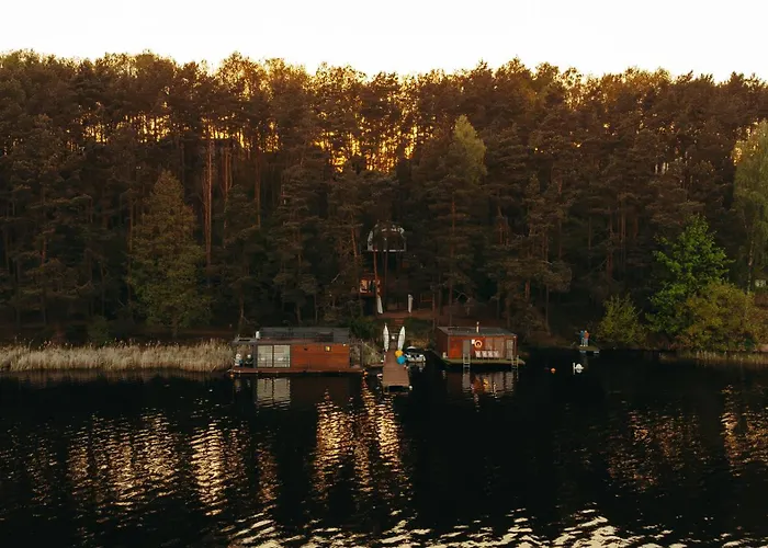Nad Narvia - Glamp