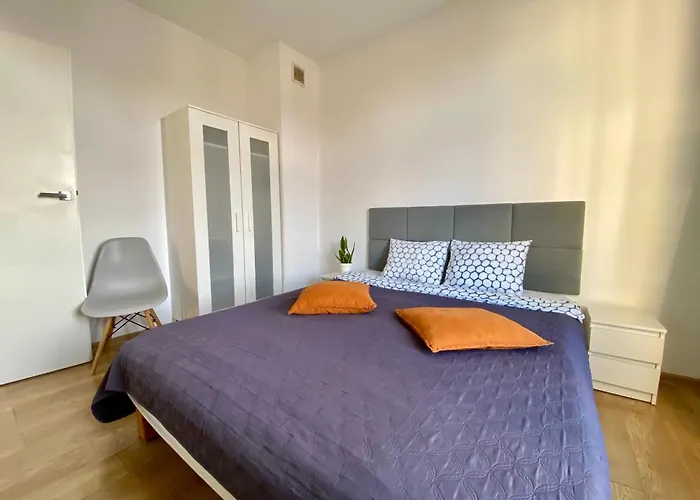 Rents - Old Town s Mostowa Parking Free