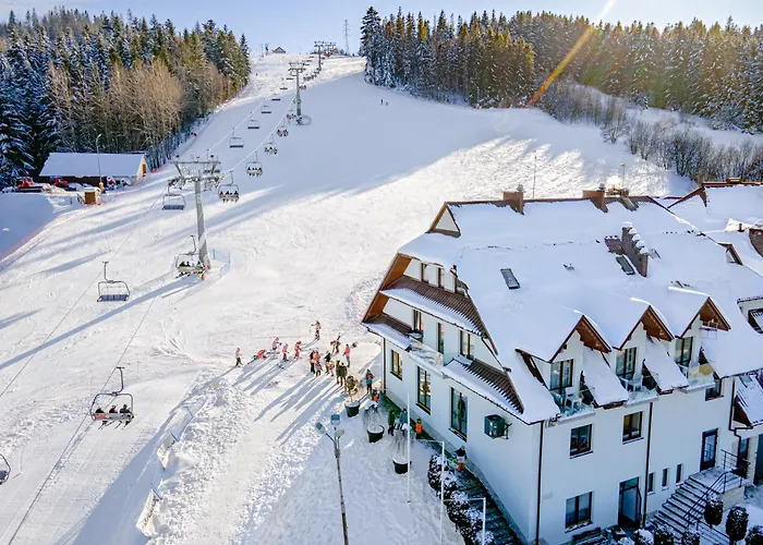 Kompleks Beskid Z Basenem I Stokiem Narciarskim - Blisko Babiej Góry