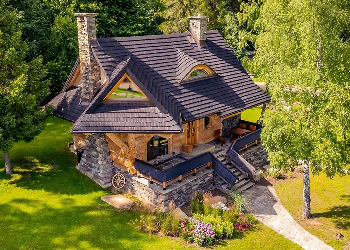 Baśniowy Domek Kolędówka z jaskinią SPA - Osada Jaworzyny