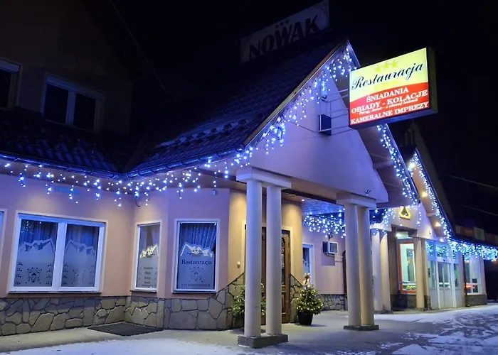 Pensjonat I Restauracja Nowak by Babula
