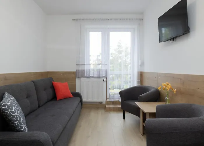 Willa Szamotulanka - Pokoje Wakacyjne Rewal - Plac Zabaw&Grill - by Noclegi Renters