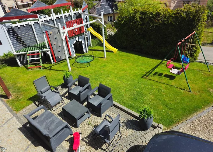 Willa Jolka - parking bezplatny, plac zabaw, wiata grillowa