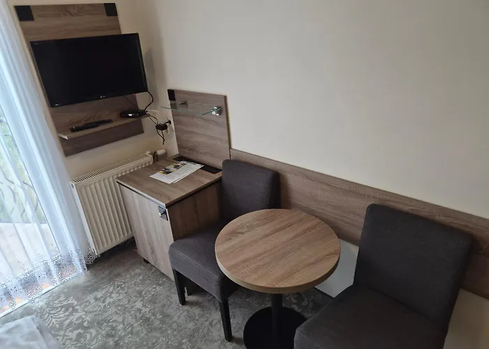 Domki, Apartamenty I Restauracja Włóczęga