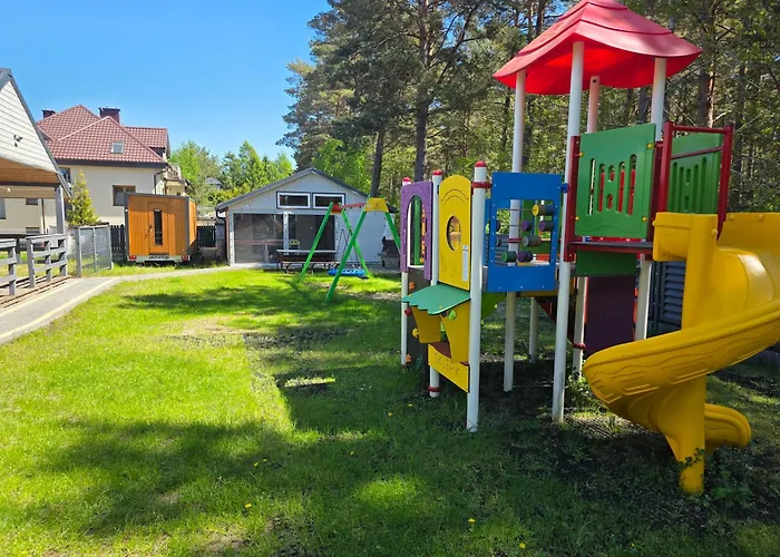 Bursztynowo Domki z basenem