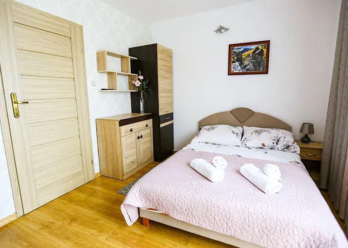 Róża Pokoje&apartamenty