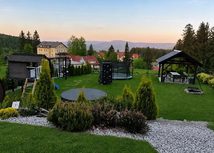 Pokoje Gościnne Pod Lasem
