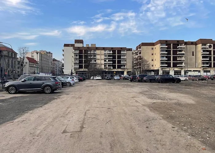 P-122 Piotrkowska Apartment.