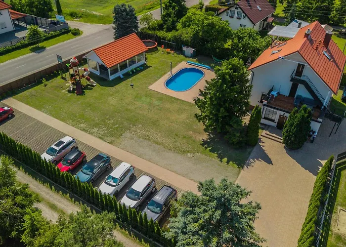 Bryza y Z Sauną&domki Z Kominkami