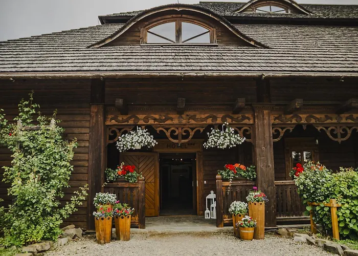 Karczma Regionalna Hotel GOŚCINNA CHATA