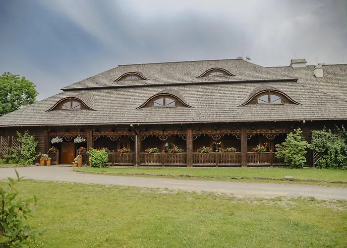Karczma Regionalna Hotel GOŚCINNA CHATA