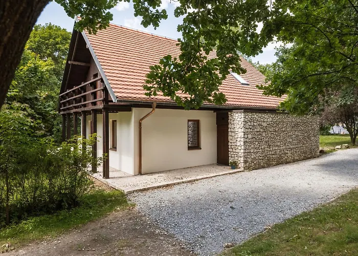 Dwór W Tomaszowicach