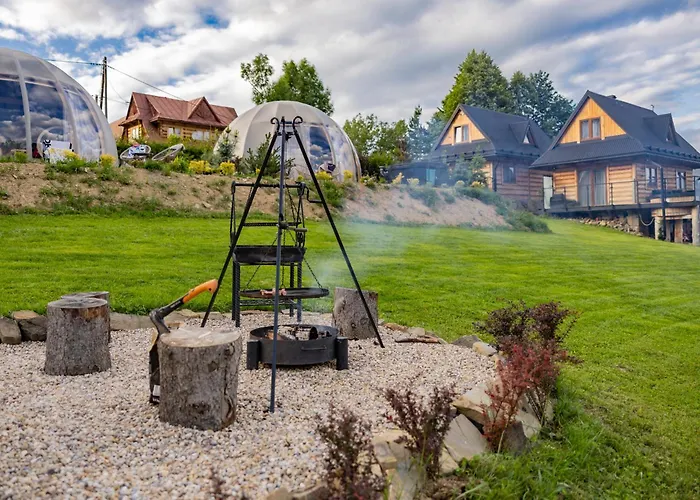 Domki Widokowe Wooden Luxury Chalet With Private Jacuzzi Ząb, Polska