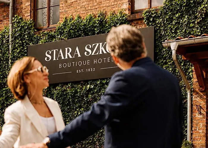 Stara Szkoła Boutique