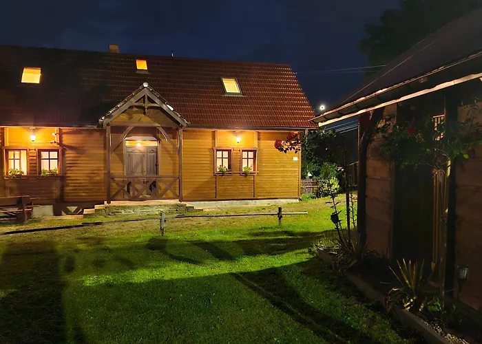 Chata pod Mogielicą - klimatyczny dom na wyłączność z widokiem na góry Slopnice, Polska