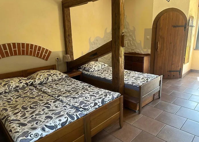 Pokoje i domki Saraceńska Chata