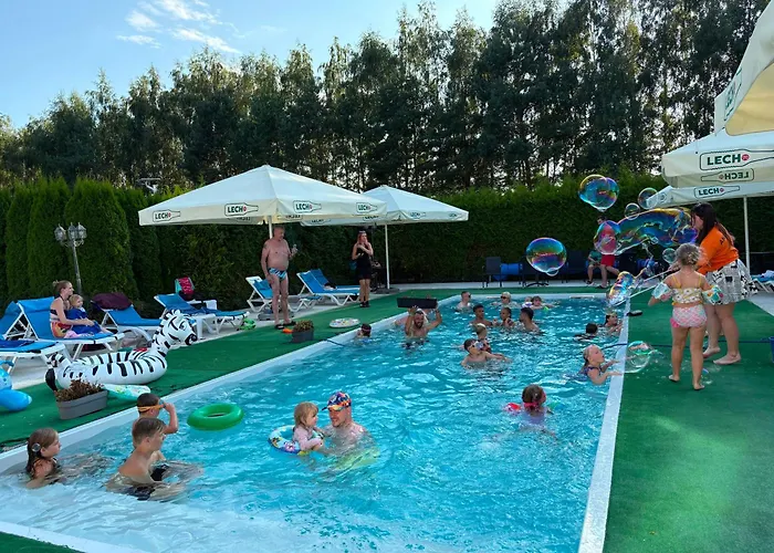 Brydar With Sauna, Swimming Pool And Jacuzzi