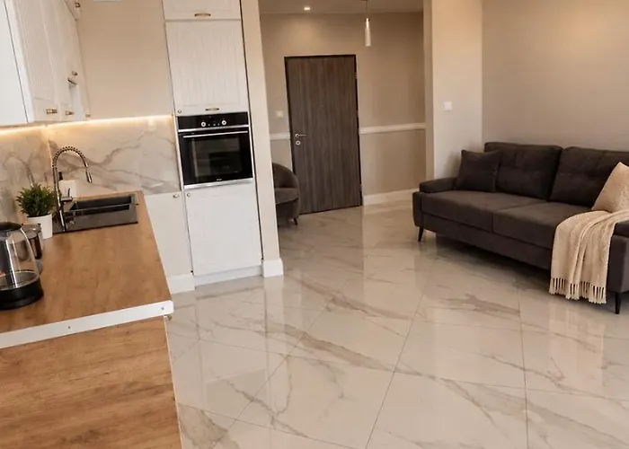 Apartment Kaczorowskiego 14