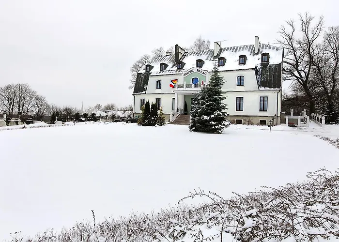 Hotel Pałac w Myślęcinku